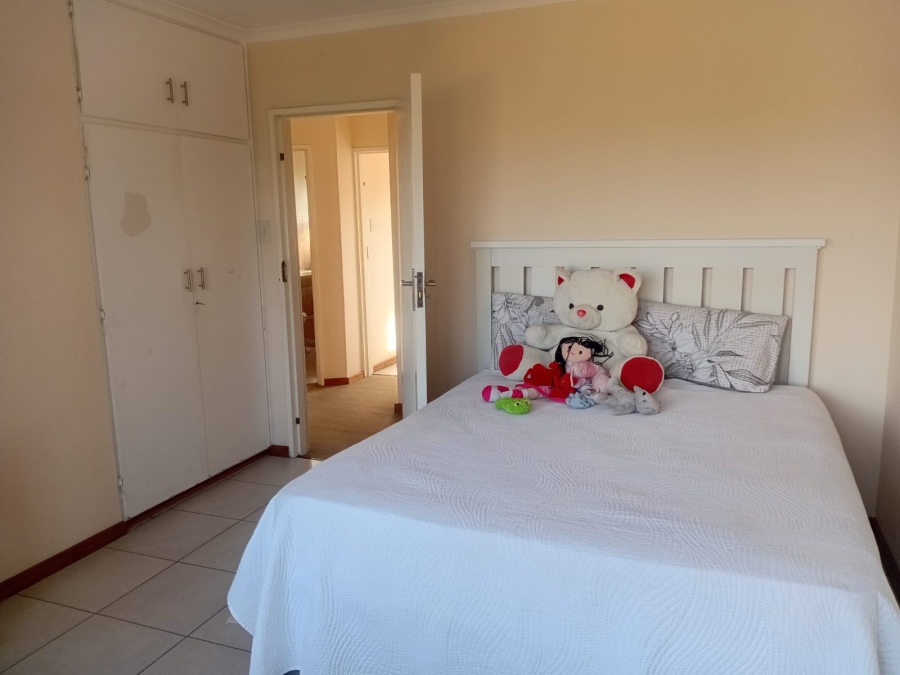 To Let 3 Bedroom Property for Rent in Blue Bend Eastern Cape